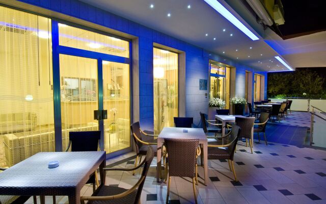 Hotel St. Moritz