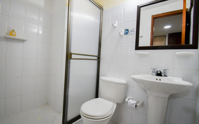 Hotel Toledo Plaza