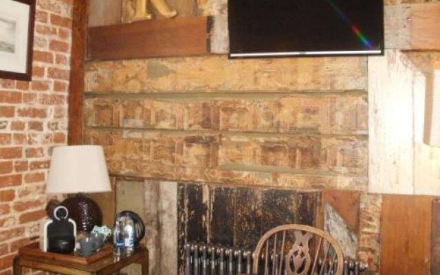 Alma Inn & Dining Rooms