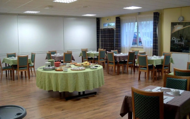 Brit Hotel Essentiel Pontivy-Robic