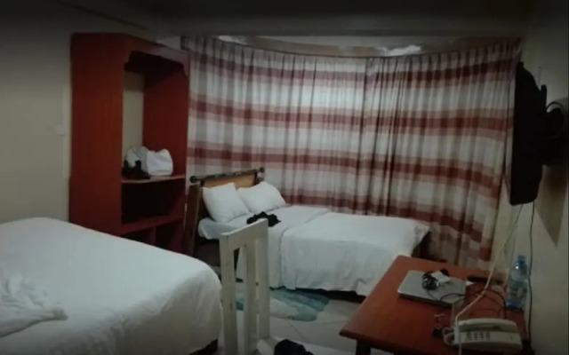 Elsa Hotel