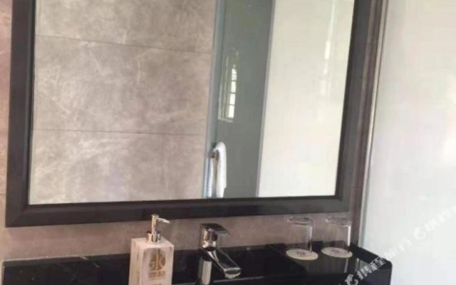 Kunshan Hotel (Shenzhen Henggang subway station )