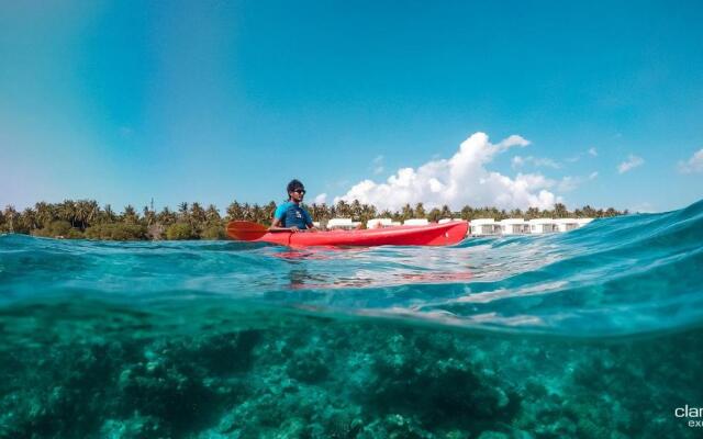 Clarks Exotica Kamadhoo Maldives