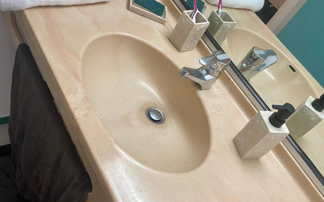 Black diamond condominium