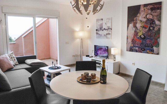 Lovely Penthouse with Sea View Ref 9