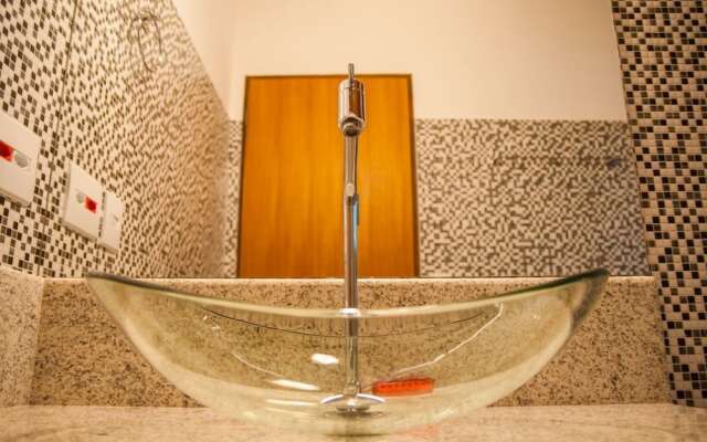 VELINN Vila M Suites