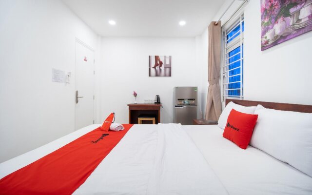 Reddoorz @ Le Van Sy Street