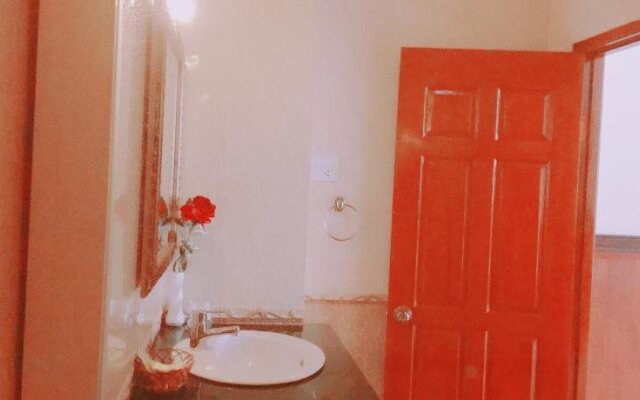 Van Kim Hung Hotel