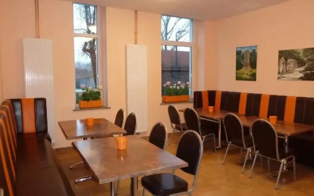 Hostel Wittenberg - Hotel Garni