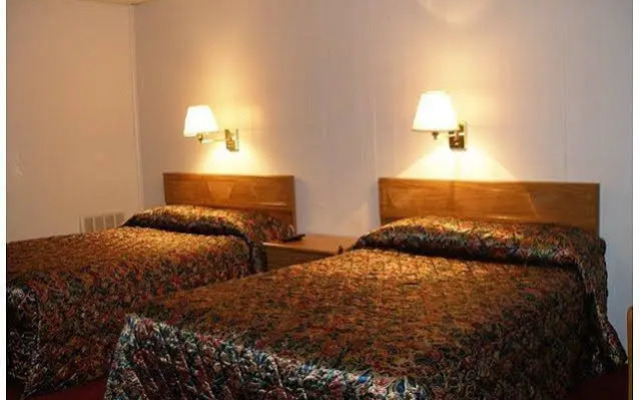 Tomac Motor Inn