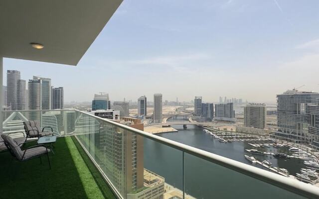 Mh- Lovely 1 Bhk Burj Khalifa View Ref- 26017