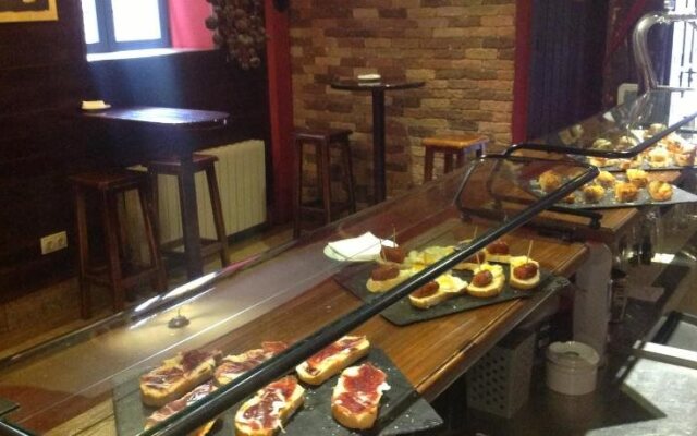Hostal Nau Pradets