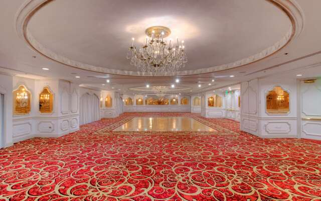 The Garden City Hotel