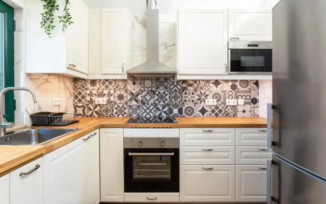 Holiday house in elite residential area of Faro