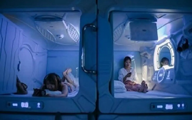Capsule Hotel 2nd BOX