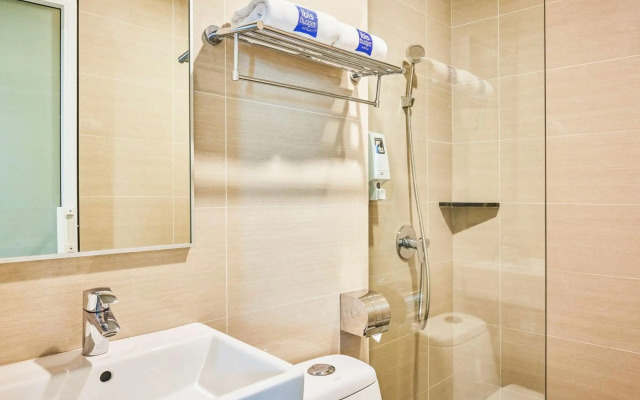 Ibis Budget Singapore Emerald