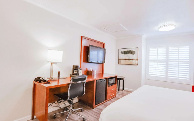 Ramada by Wyndham Mountain View