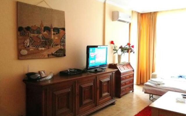 Single Apartment in Searegal Compex