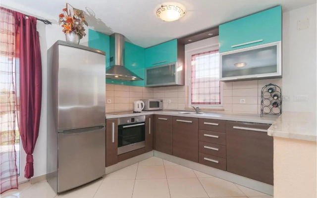 Holiday home Neoric 2