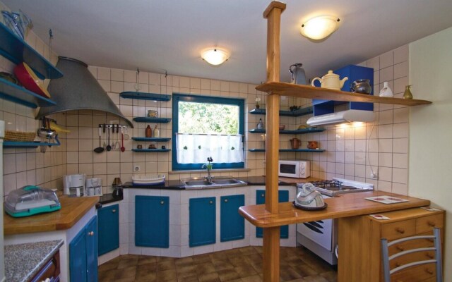 Stunning Home in Fazana With Wifi and 3 Bedrooms