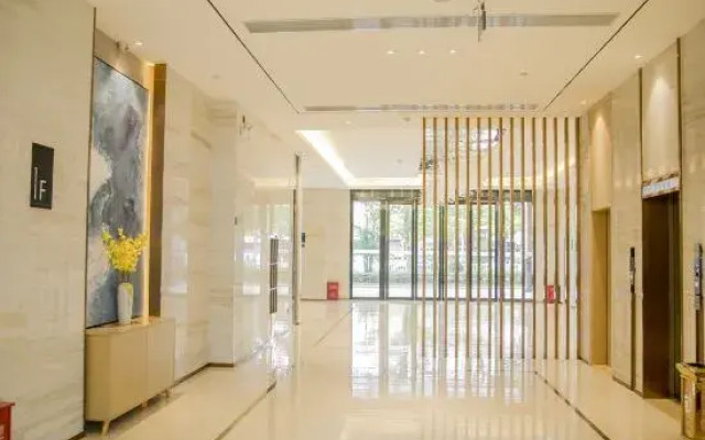 Wanning  Guonan Hotel (Wanning Wan'an Ave High-speed Railway Station)