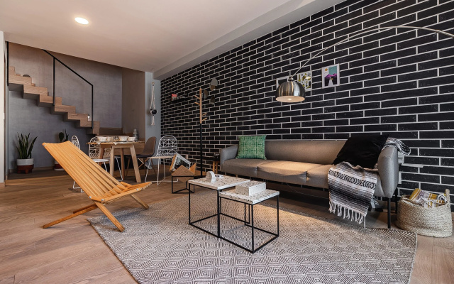 Casai Discover La Roma From a Contemporary Gem