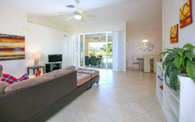 !NEW! Villa Waterview