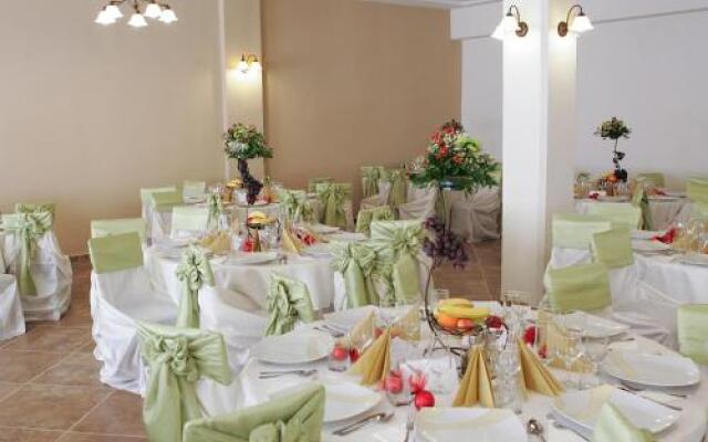 Hotel Dusan si Fiul Resita Nord