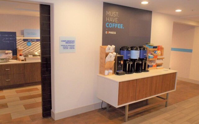 Holiday Inn Express Fremont-Milpitas Central by IHG