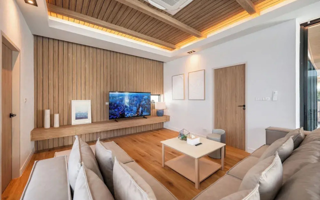 Mövenpick Pool Villa 6BR