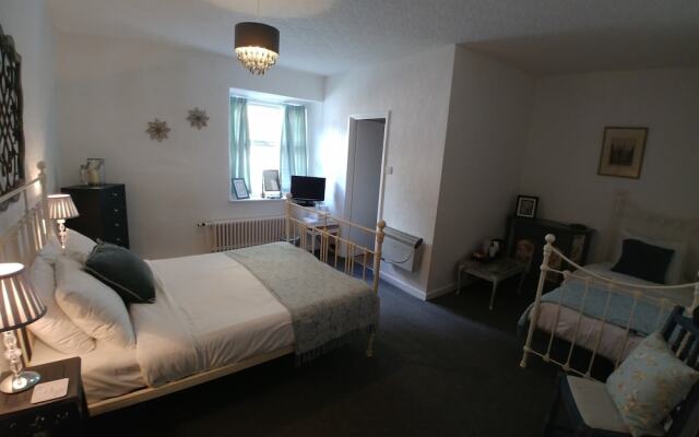 The Snake Pass Inn