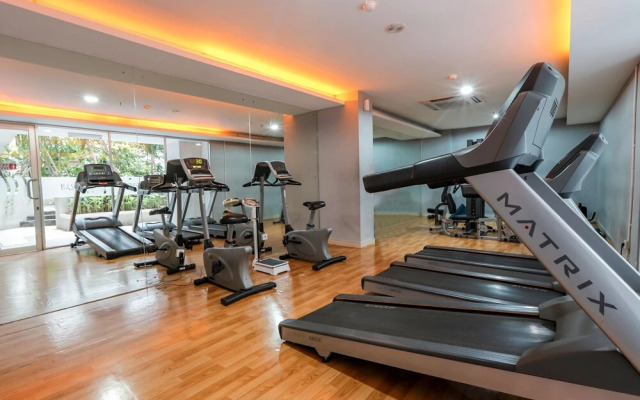 Oyo 129 Bassura City Apartment