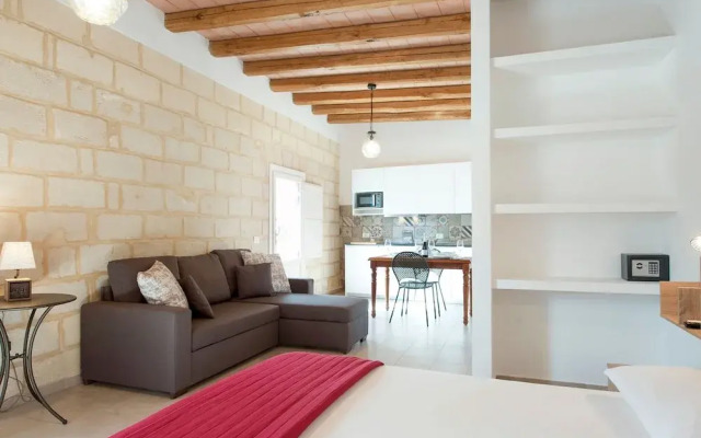 Historic Holiday Home in Favignana With Garden