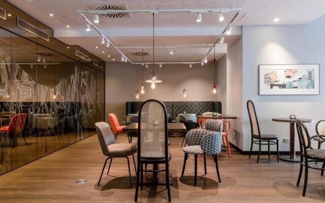 Motel One Linz - Hauptplatz
