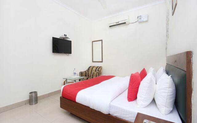 OYO 1950 Hotel Supreme