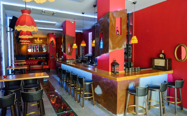 Hotel Lux