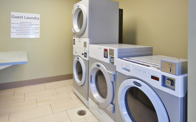 Holiday Inn Express & Suites South Hill by IHG