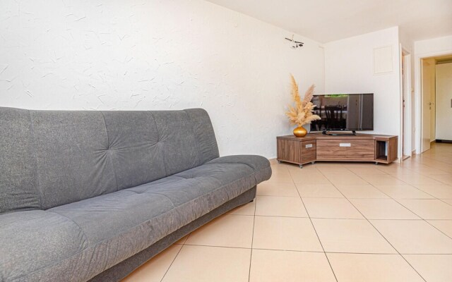 Stunning Home in Vodice With Wifi and 2 Bedrooms