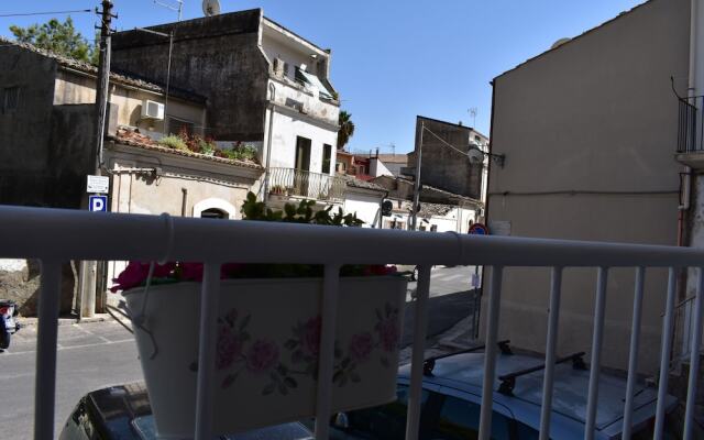 Dafni - Shabby Chic Guesthouse