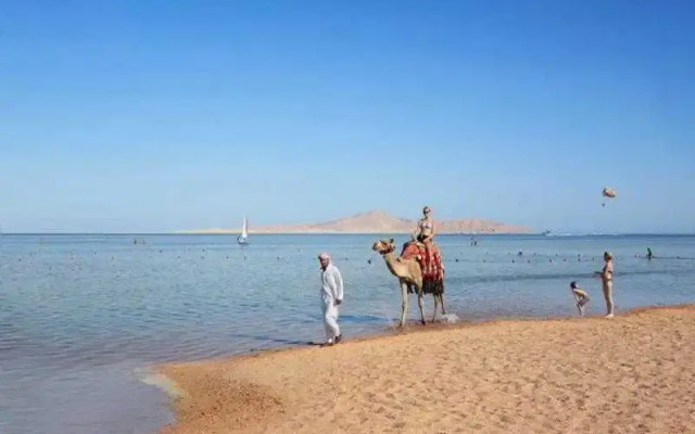 Sol Y Mar Shams Suites
