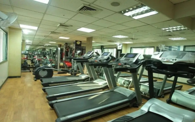 Wingston A TreeHouse Hotel Mathura