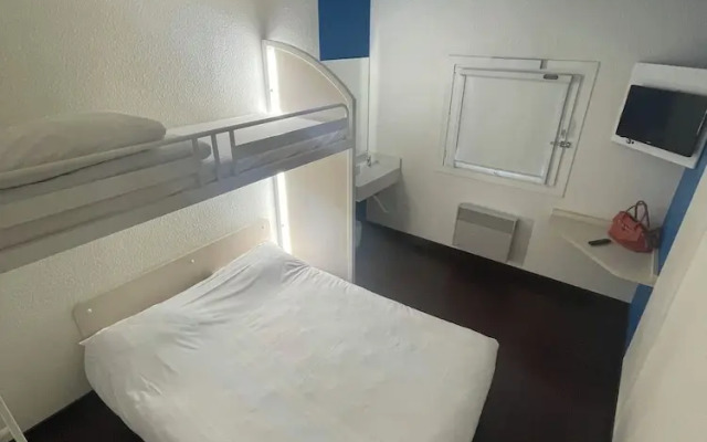 Unisotel Bollene EX Formule 1