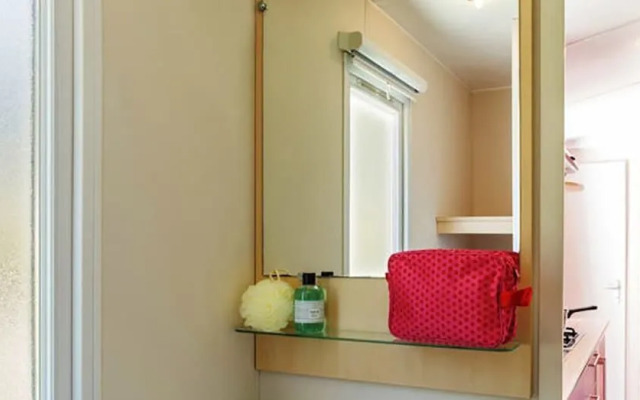 Camping le Chateau de Rochetaillée