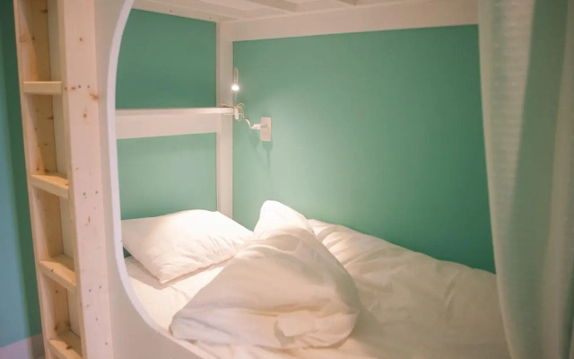 Picnic Hostel Osaka – Guest Rooms – Osaka