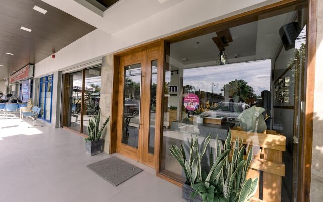 Madonna Hometel and Suites New Pandan