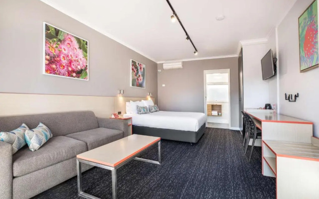 Ferntree Gully Hotel