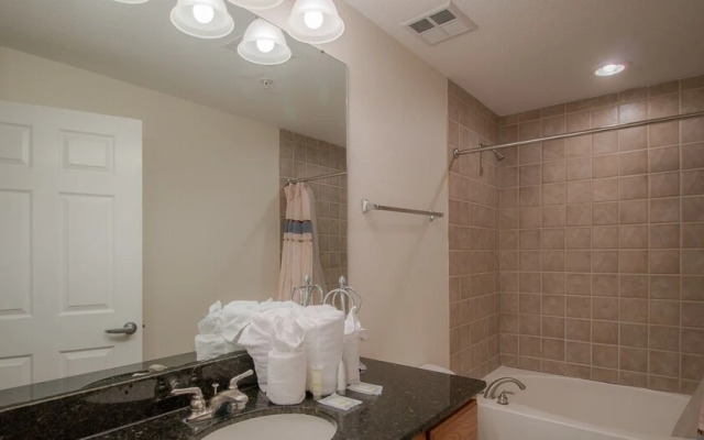 Legacy II 1404 Penthouse