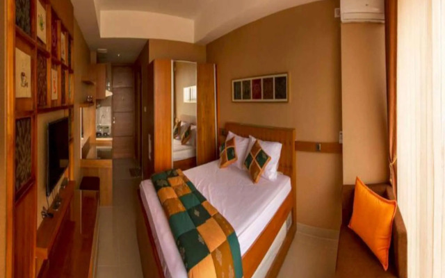 Beverly Dago Apartment