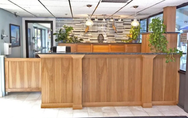 Holly Tree Resort