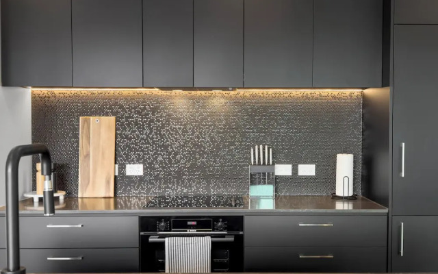 Superb City Fringe Penthouse